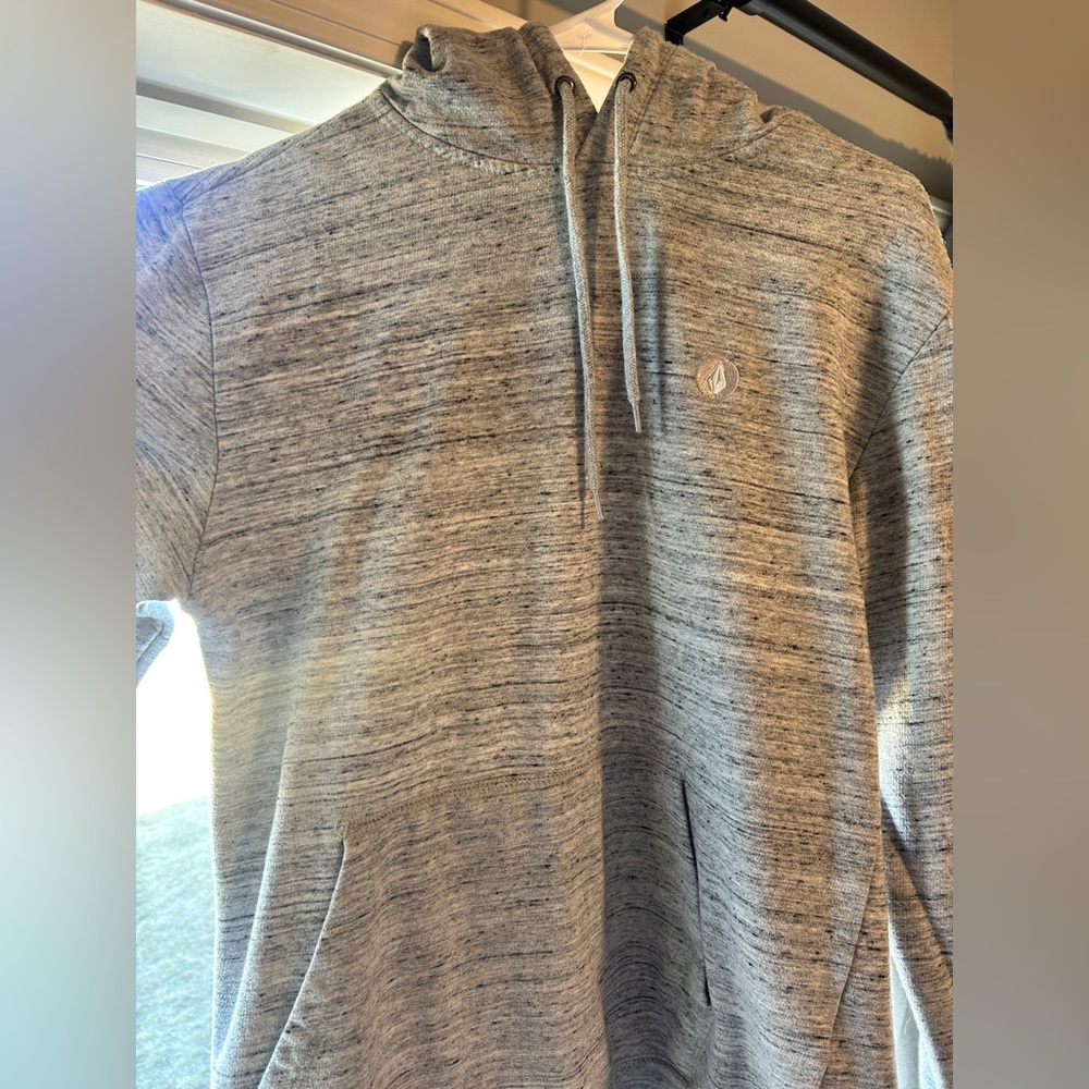 Volcom Hoodie - Picture 2 of 3